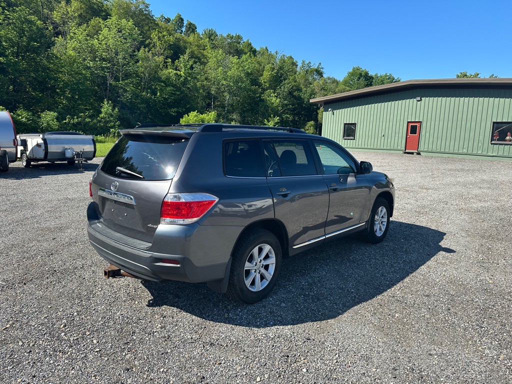 2013 Toyota Highlander Image 5