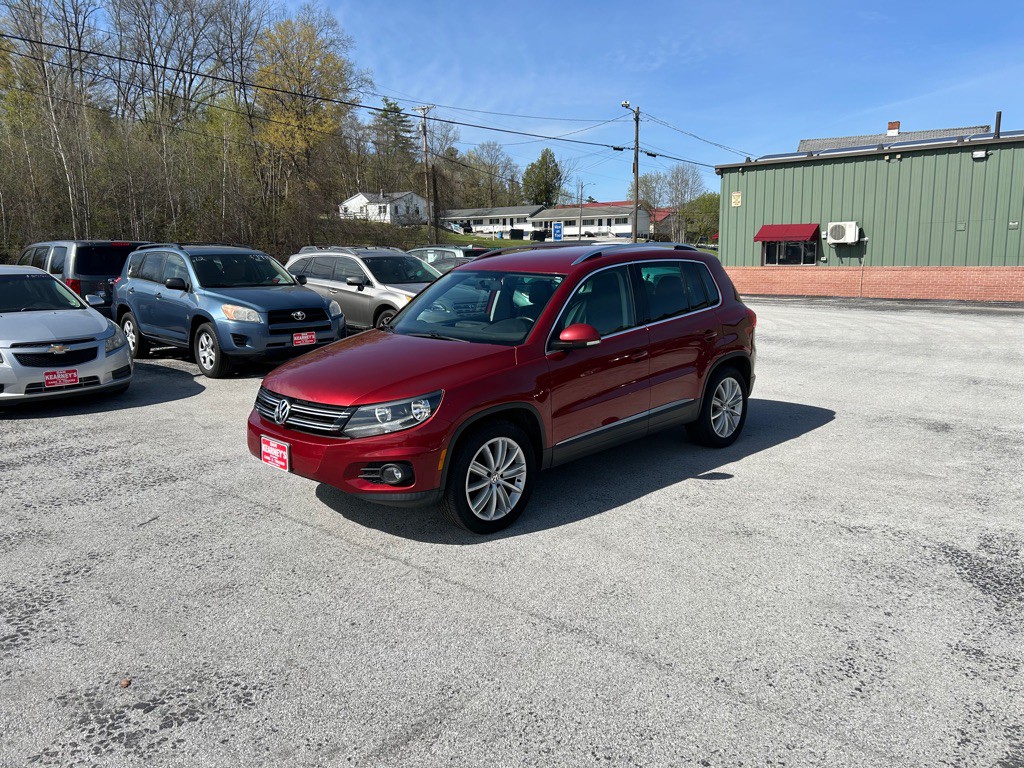 2012 Volkswagen Tiguan Image 1