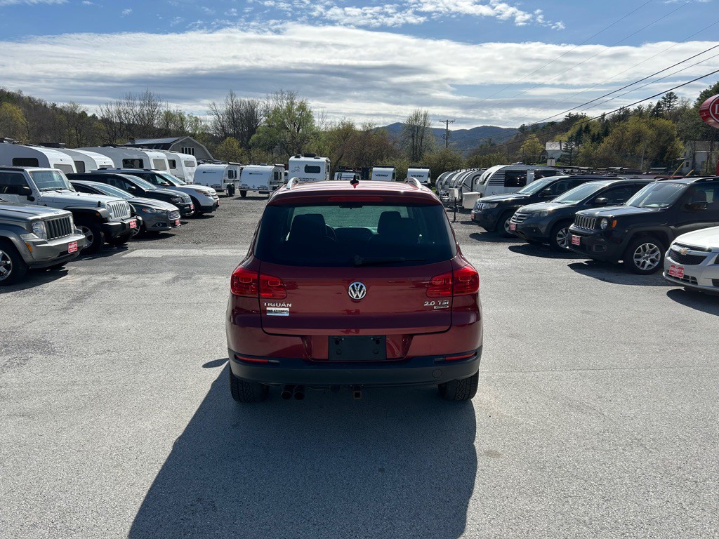 2012 Volkswagen Tiguan Image 3