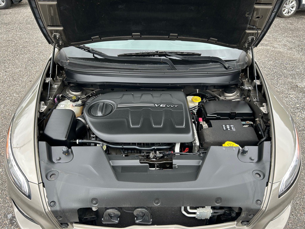 2017 Jeep Cherokee Image 11
