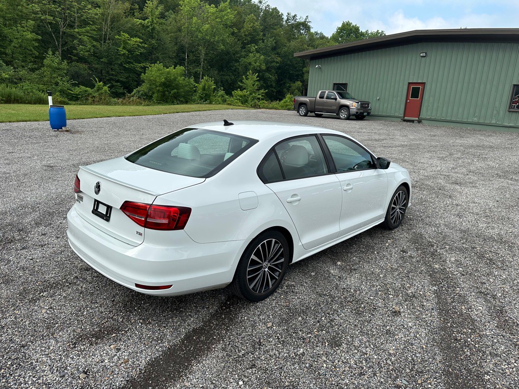 2015 Volkswagen Jetta Image 5