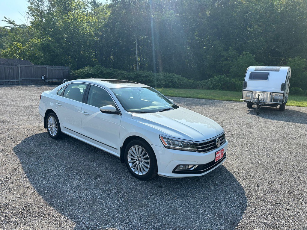 2016 Volkswagen Passat Image 7