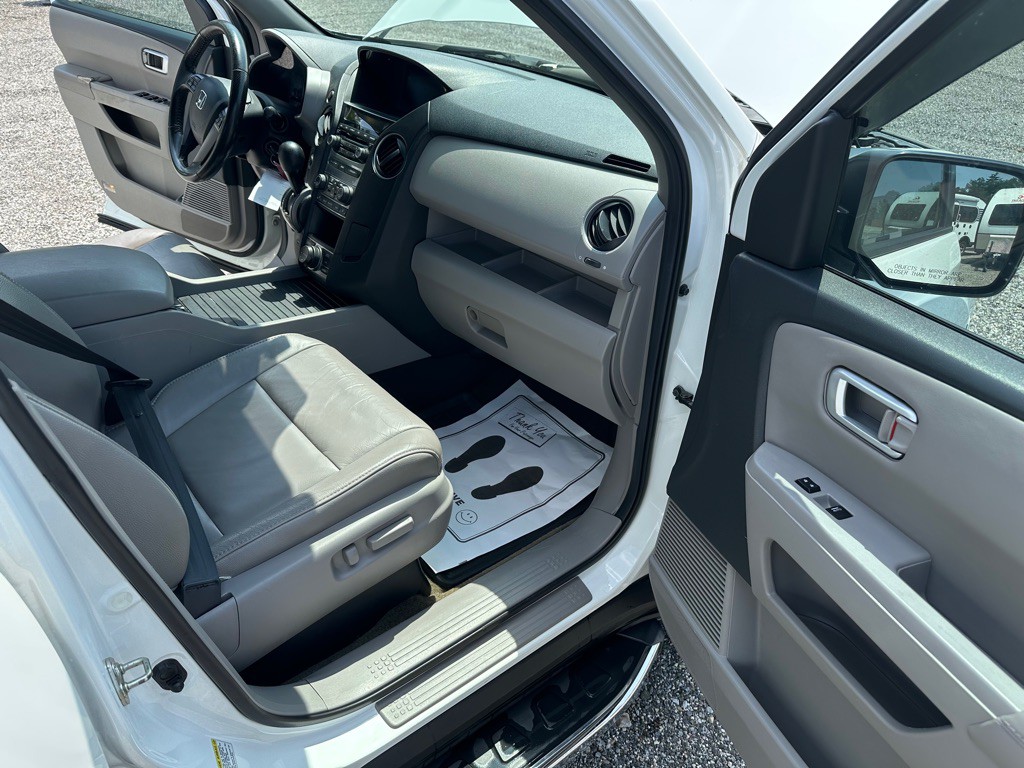 2014 Honda Pilot Image 13