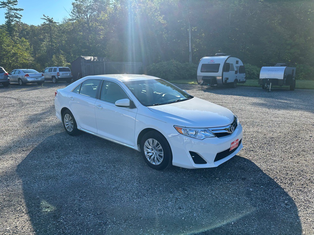 2014 Toyota Camry Image 7
