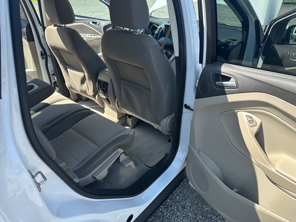 2016 Ford Escape Image 12