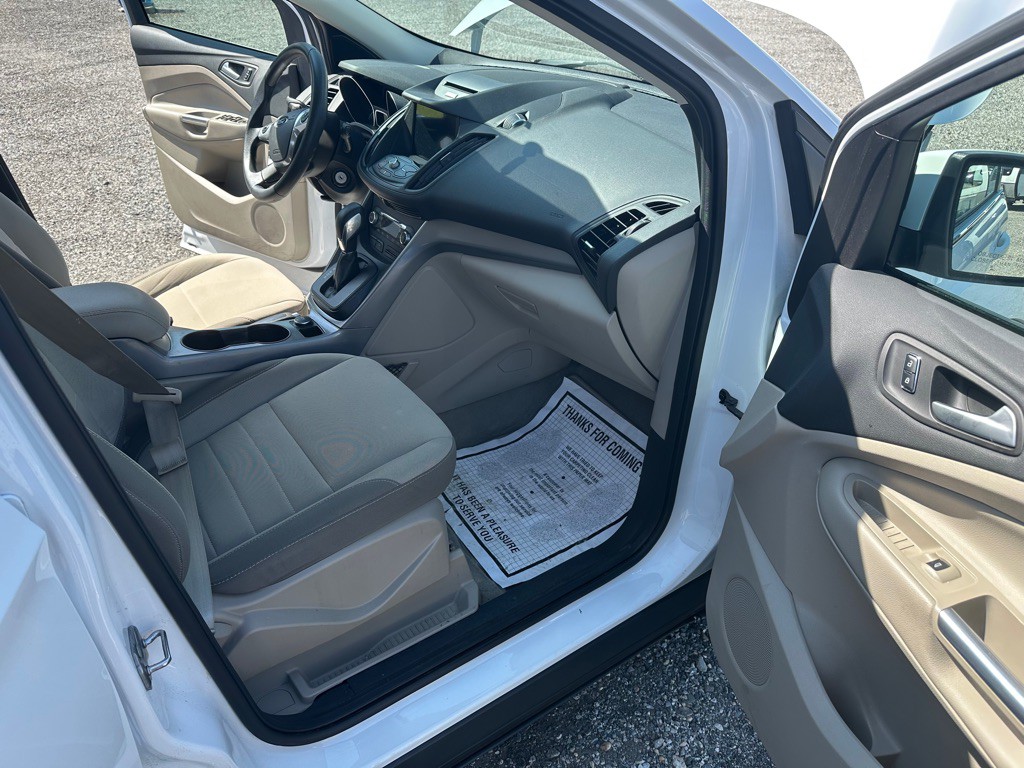 2016 Ford Escape Image 13