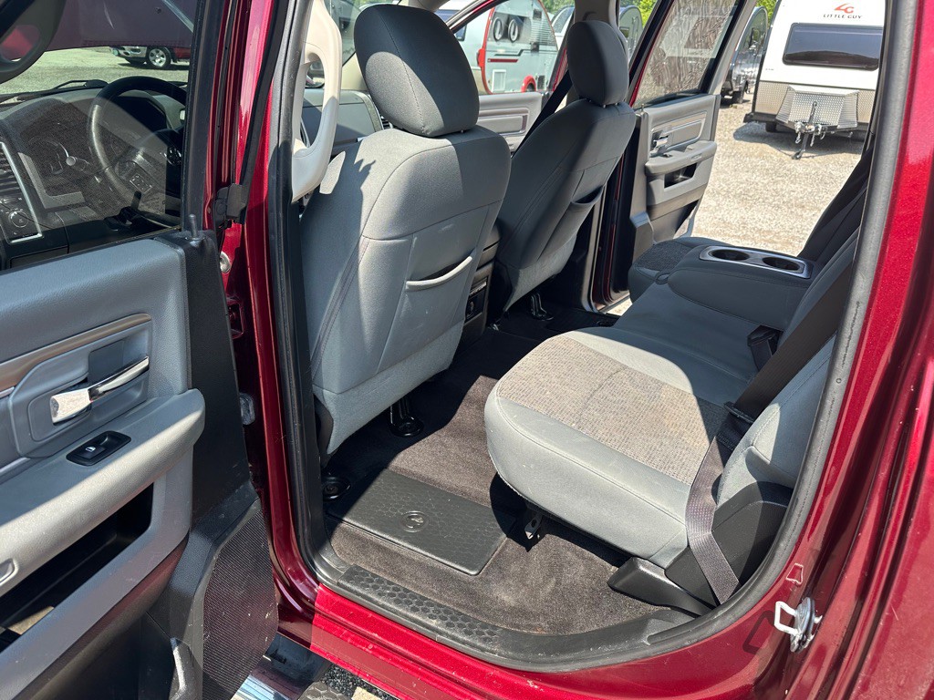 2017 RAM 1500 Image 10