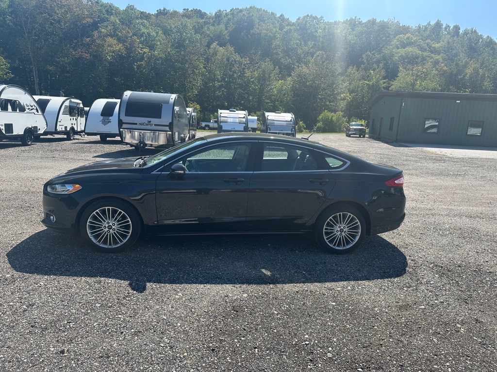 2015 Ford Fusion Image 2
