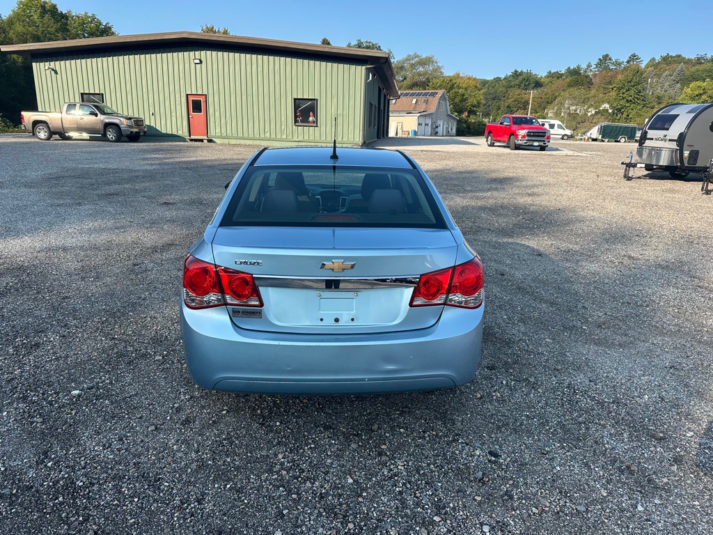 2012 Chevrolet Cruze Image 4