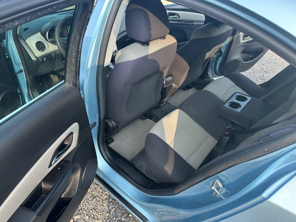 2012 Chevrolet Cruze Image 10