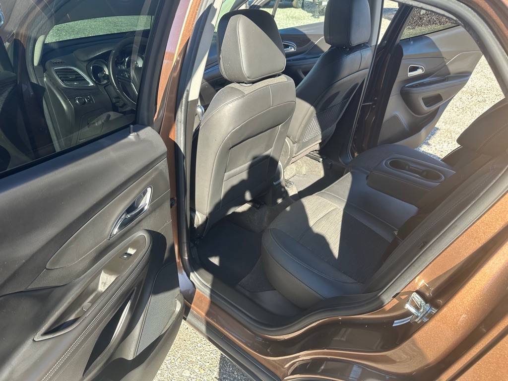 2016 Buick Enclave Image 10
