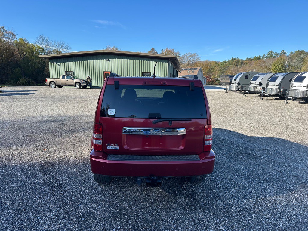 2012 Jeep Liberty Image 4