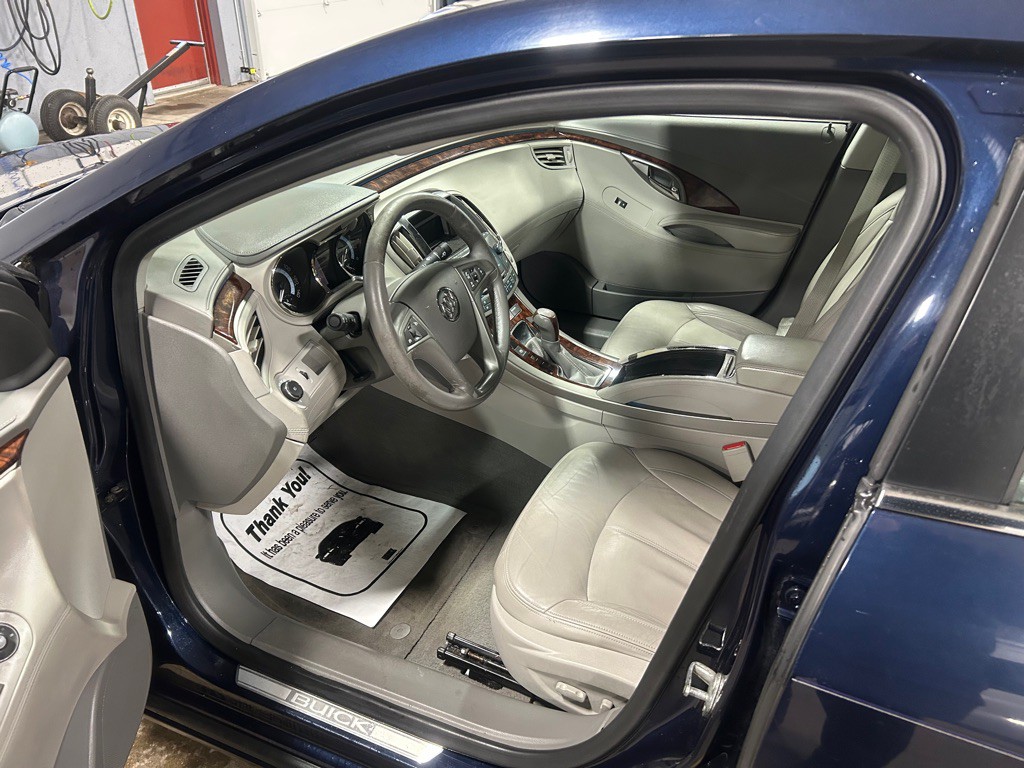 2012 Buick Lacrosse Image 7