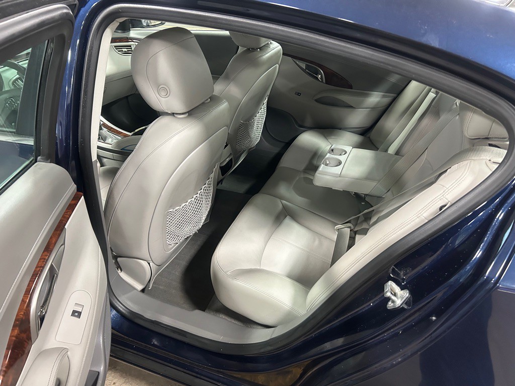 2012 Buick Lacrosse Image 8
