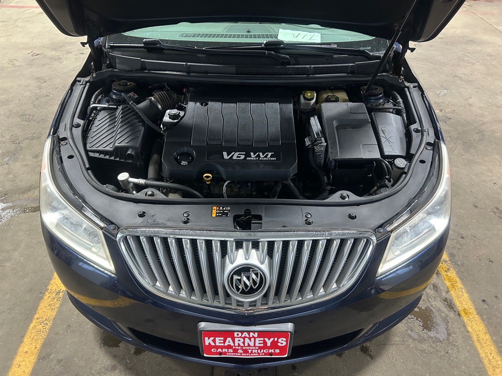2012 Buick Lacrosse Image 11