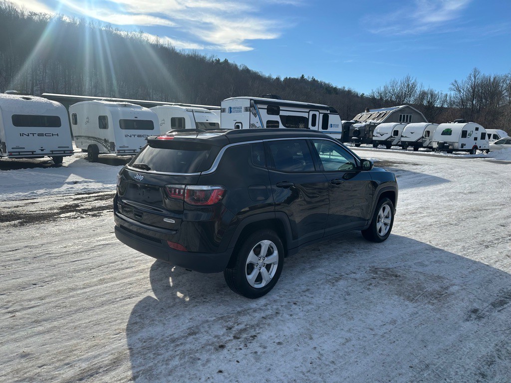 2019 Jeep Compass Image 5