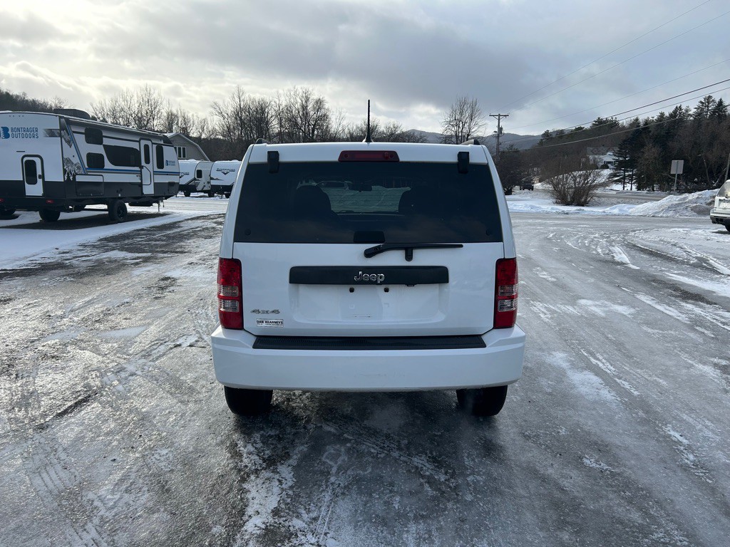 2012 Jeep Liberty Image 3