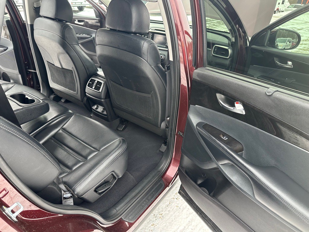 2018 Kia Sorento Image 12