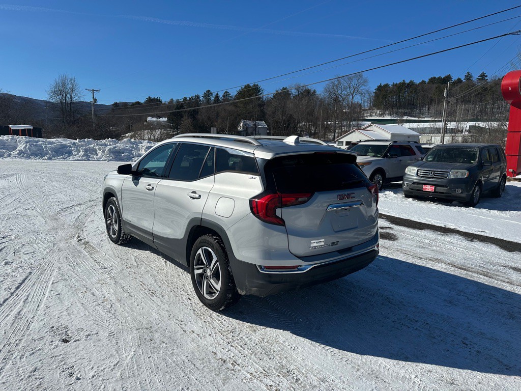 2018 GMC Terrain Image 3