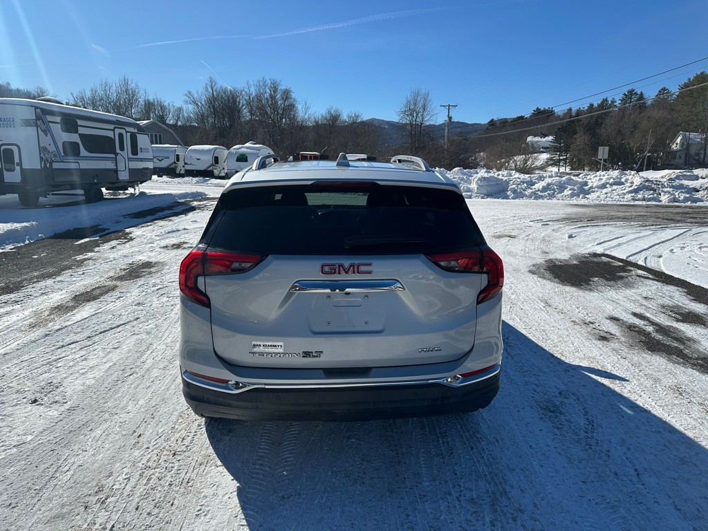 2018 GMC Terrain Image 3