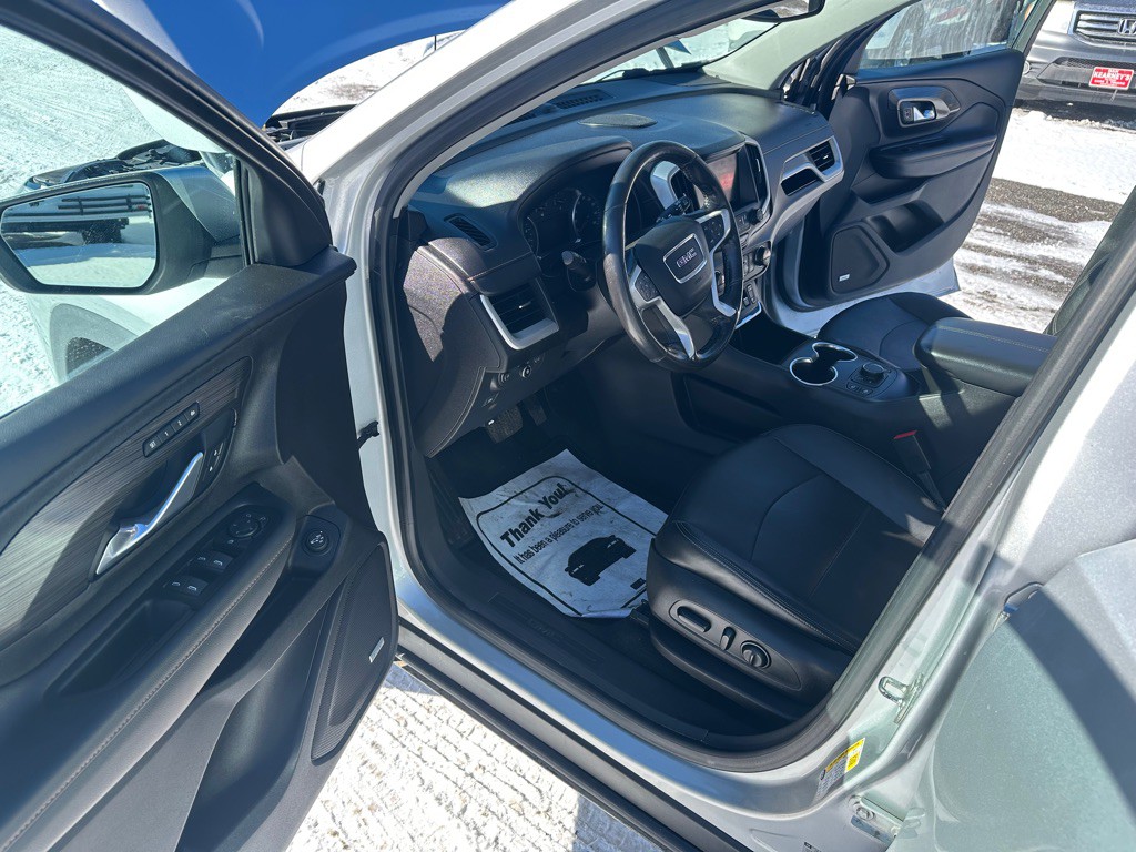 2018 GMC Terrain Image 8