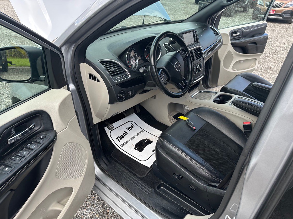 2018 Dodge Grand Caravan Image 9