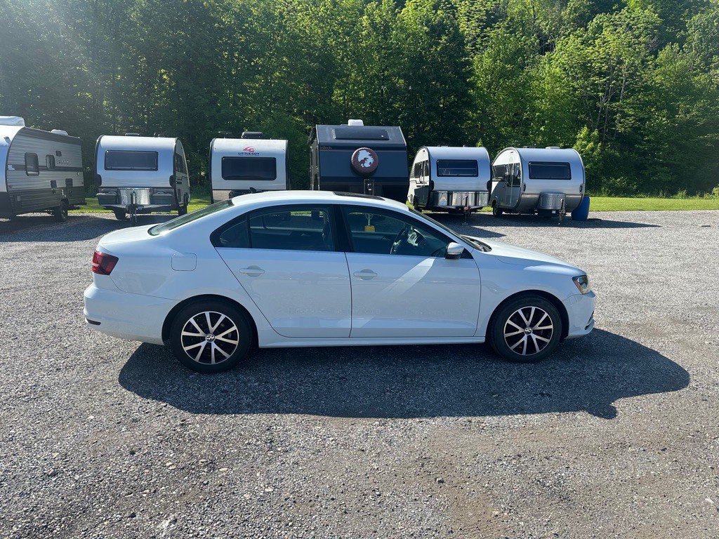 2017 Volkswagen Jetta Image 6