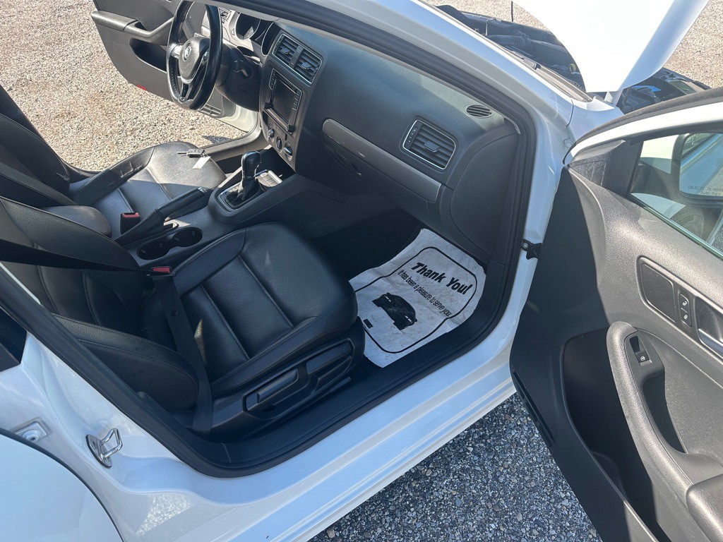 2017 Volkswagen Jetta Image 13
