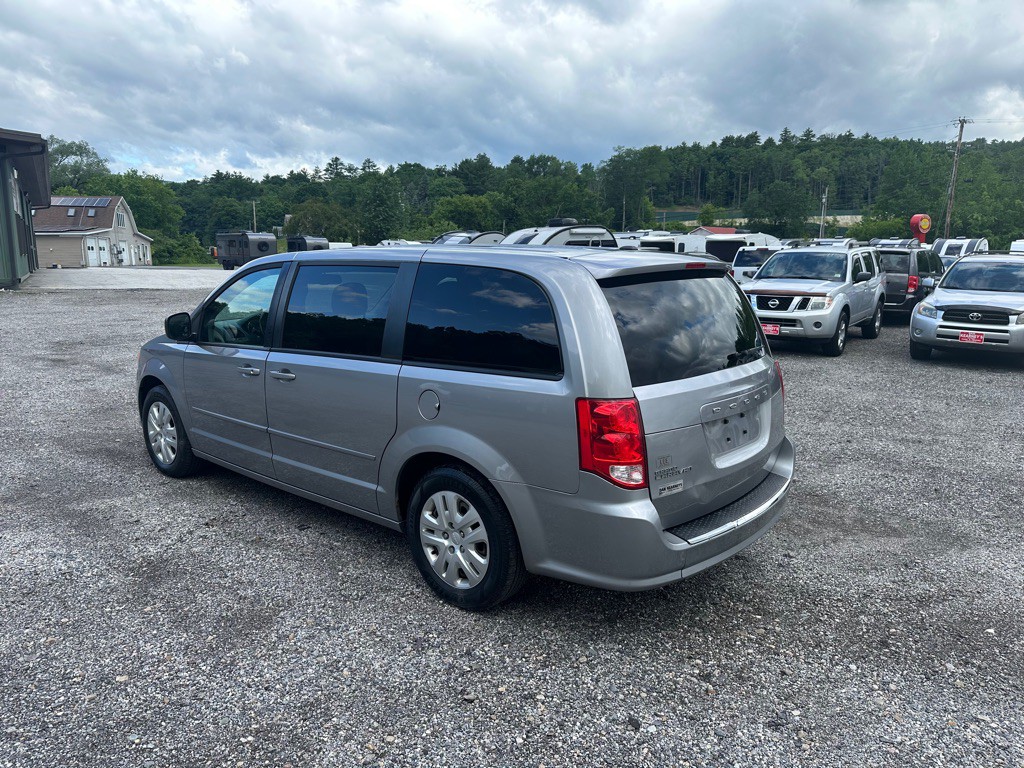 2017 Dodge Grand Caravan Image 3