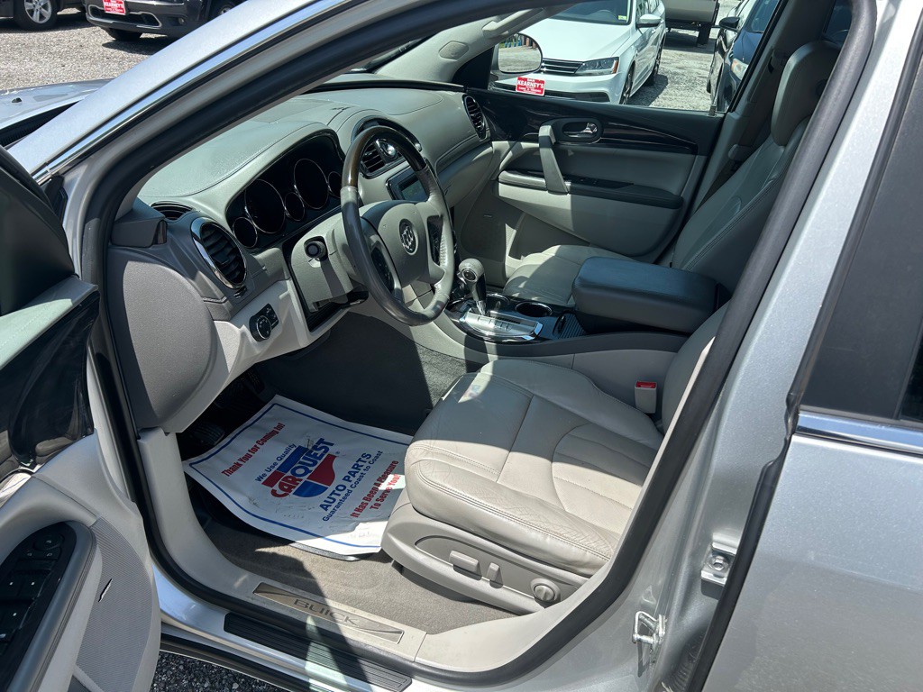 2017 Buick Enclave Image 7