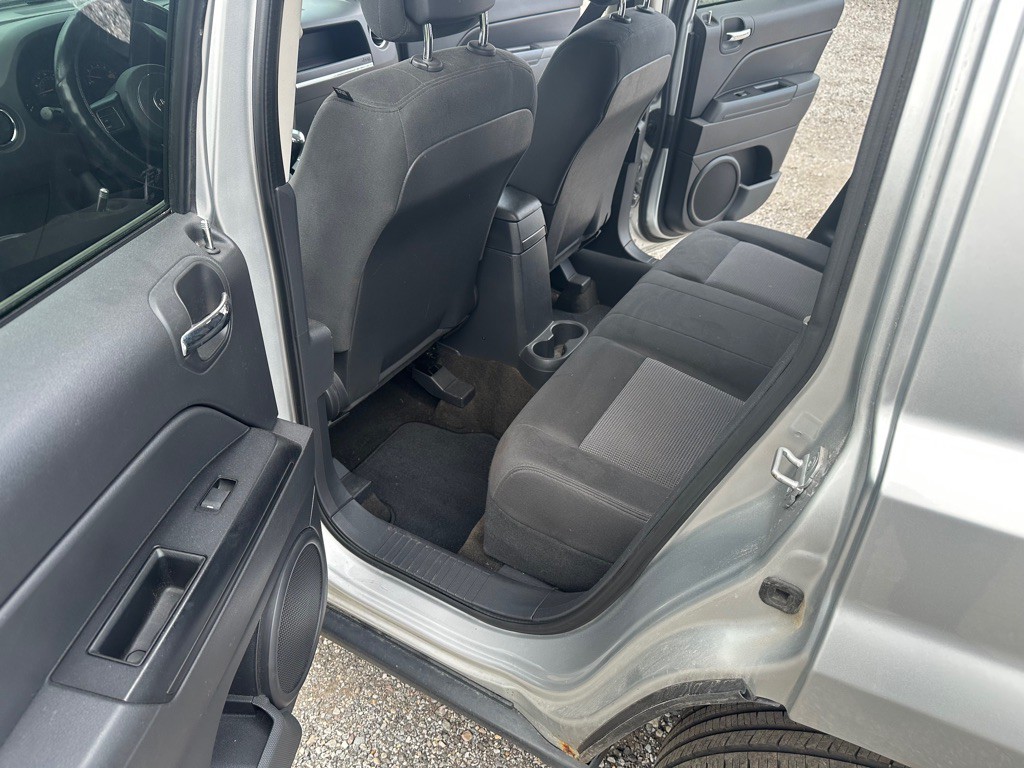 2014 Jeep Patriot Image 10