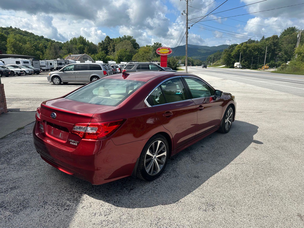 2016 Subaru Legacy Image 7