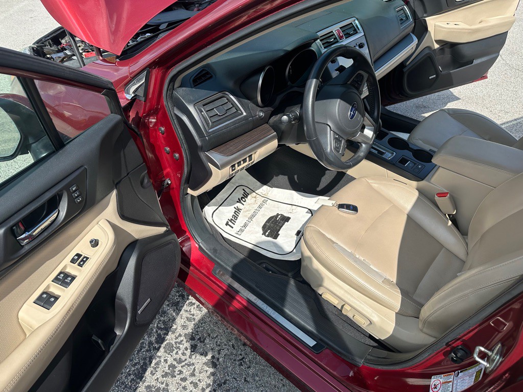 2016 Subaru Legacy Image 9