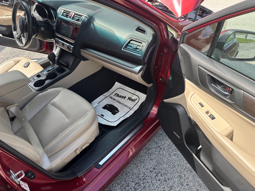 2016 Subaru Legacy Image 13