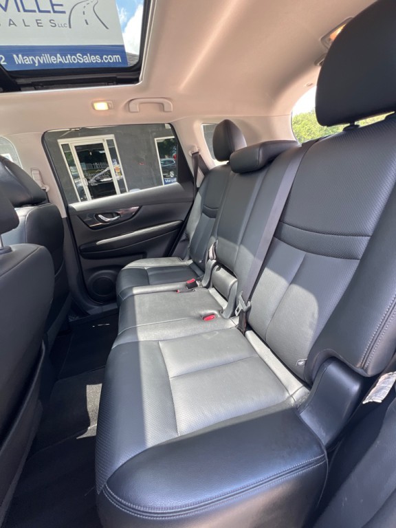 2017 Nissan Rogue Image 13