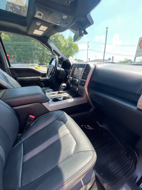 2018 Ford F-150 Image 17