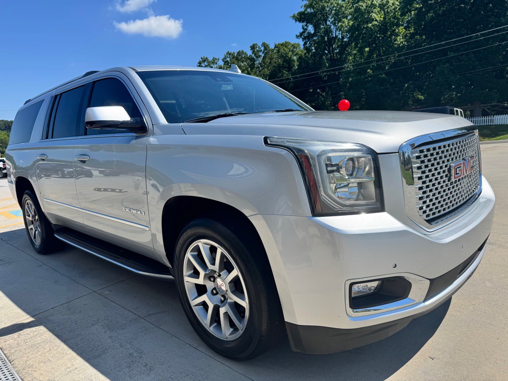 2017 GMC Yukon Image 6