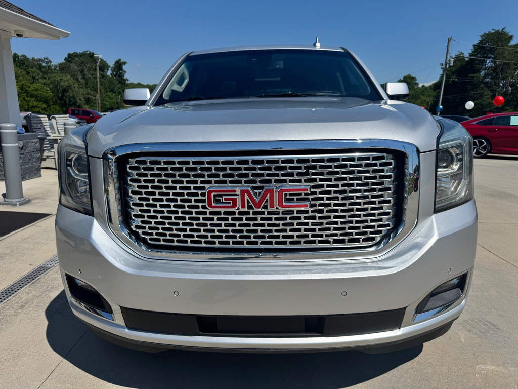 2017 GMC Yukon Image 7