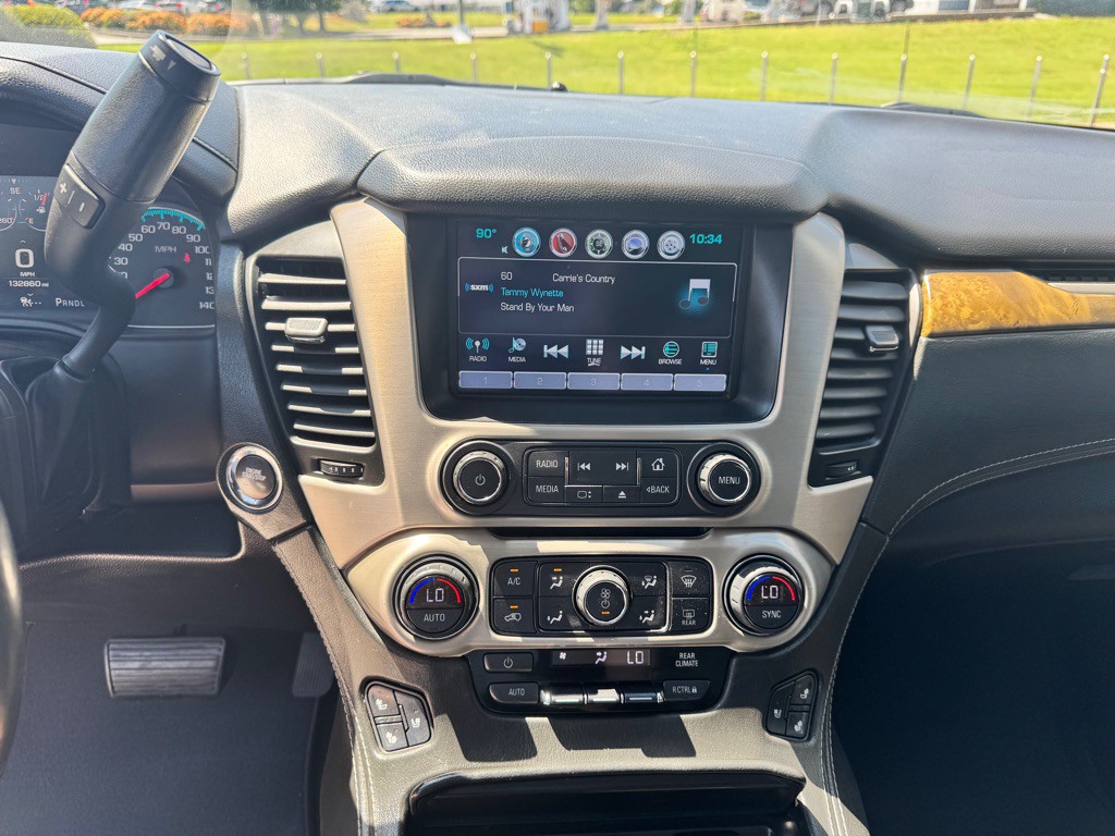 2017 GMC Yukon Image 10
