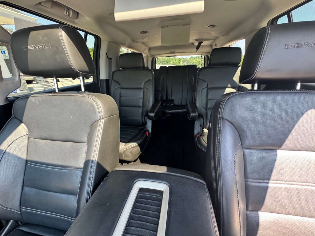 2017 GMC Yukon Image 11