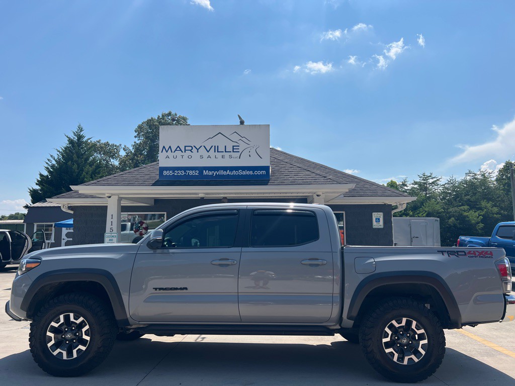 2021 Toyota Tacoma Image 2