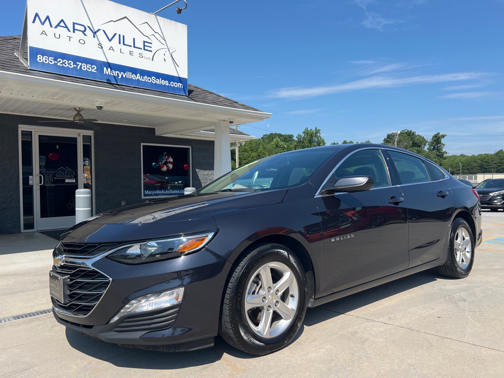 2022 Chevrolet Malibu Image 1