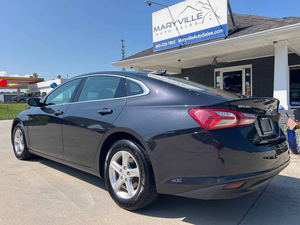 2022 Chevrolet Malibu Image 3
