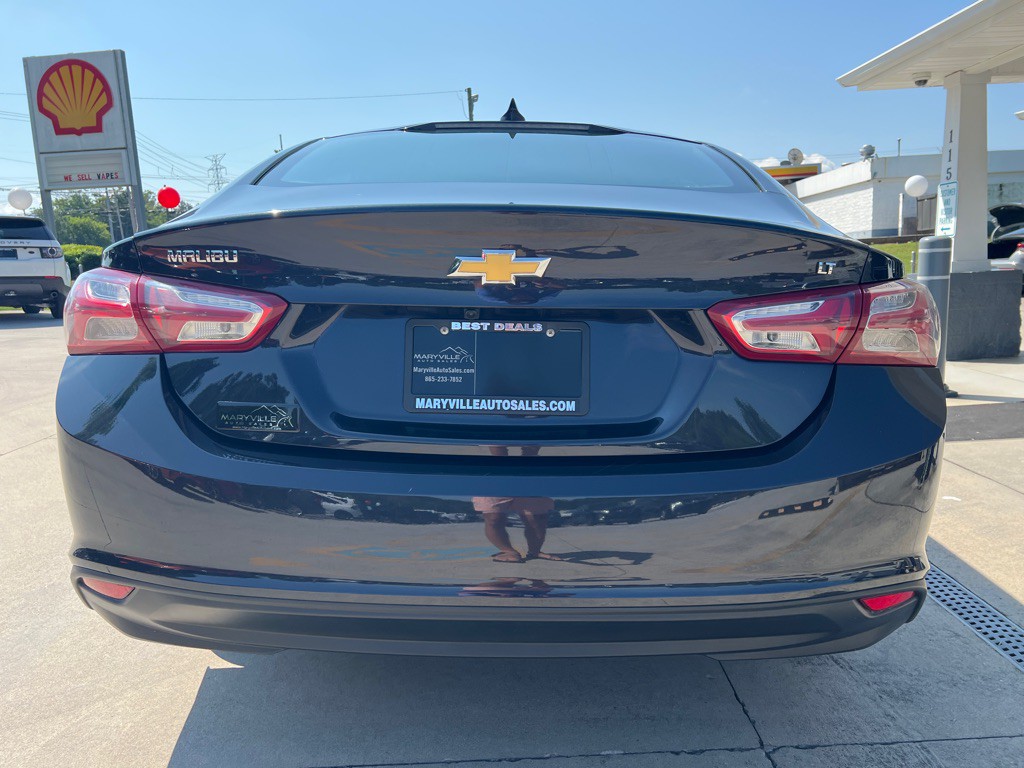2022 Chevrolet Malibu Image 4