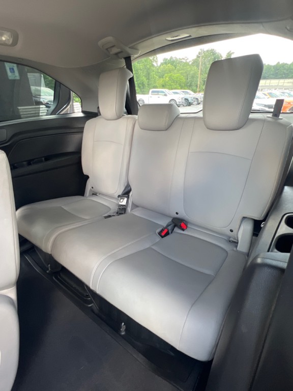 2018 Honda Odyssey Image 14
