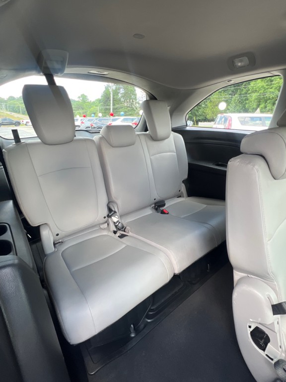 2018 Honda Odyssey Image 15