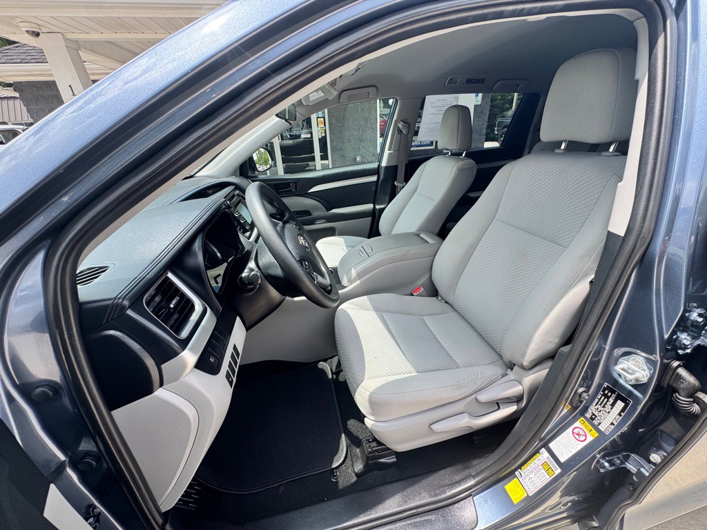 2019 Toyota Highlander Image 9