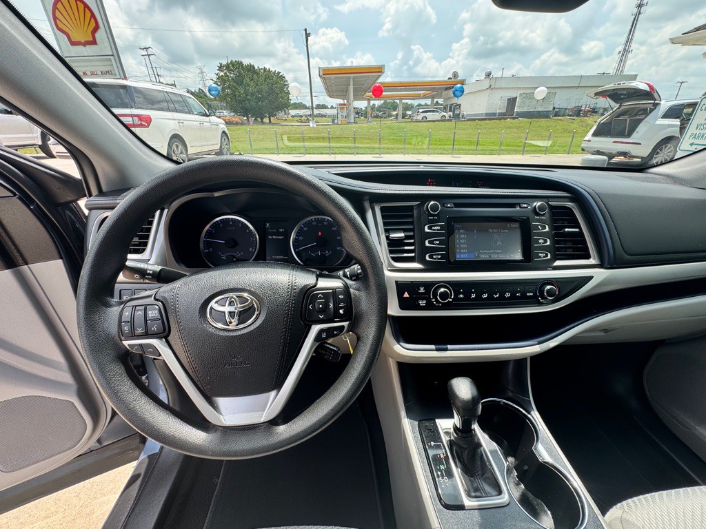 2019 Toyota Highlander Image 10