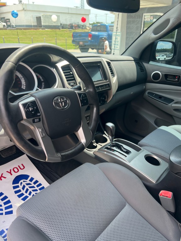 2014 Toyota Tacoma Image 10