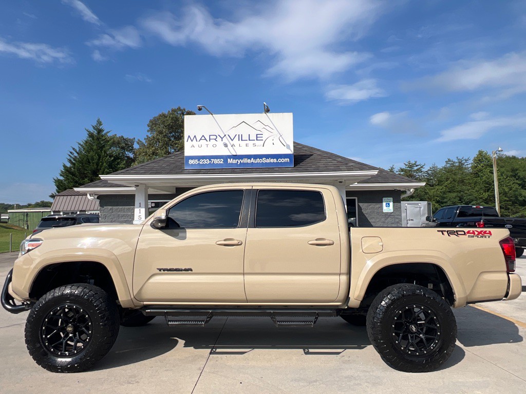 2019 Toyota Tacoma Image 2